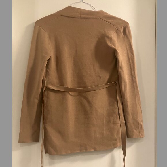 Ty Short Cardigan (Babaton) - Picture 2 of 4